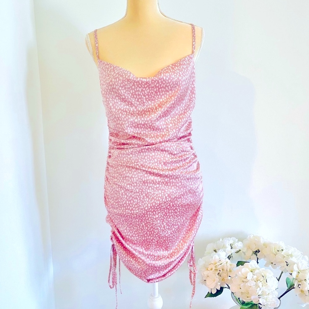 💕Pretty Pink Silky Dress SZ M